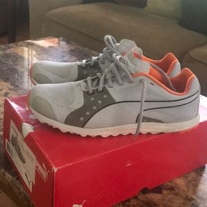 Like new Puma Faas XLite golf shoes.